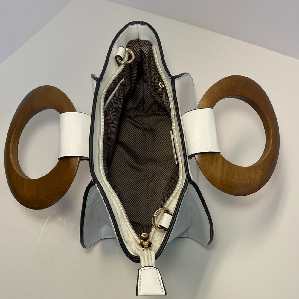 Moda Luxe Purse - Picture 4 of 11